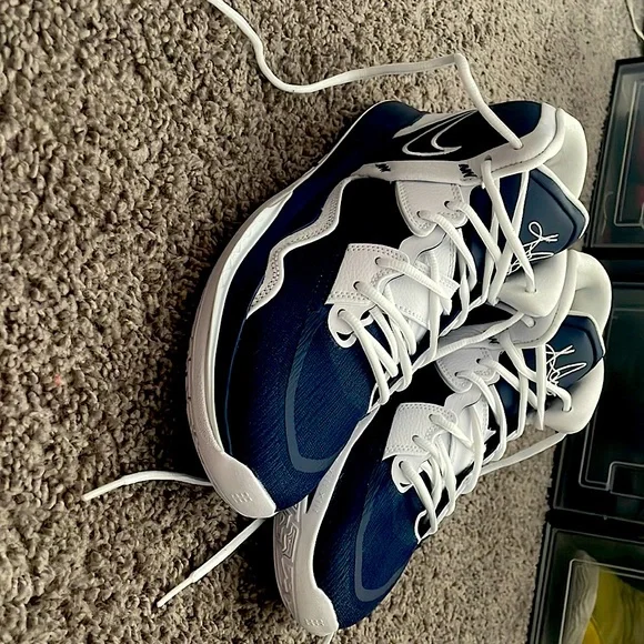 kyrie infinity navy